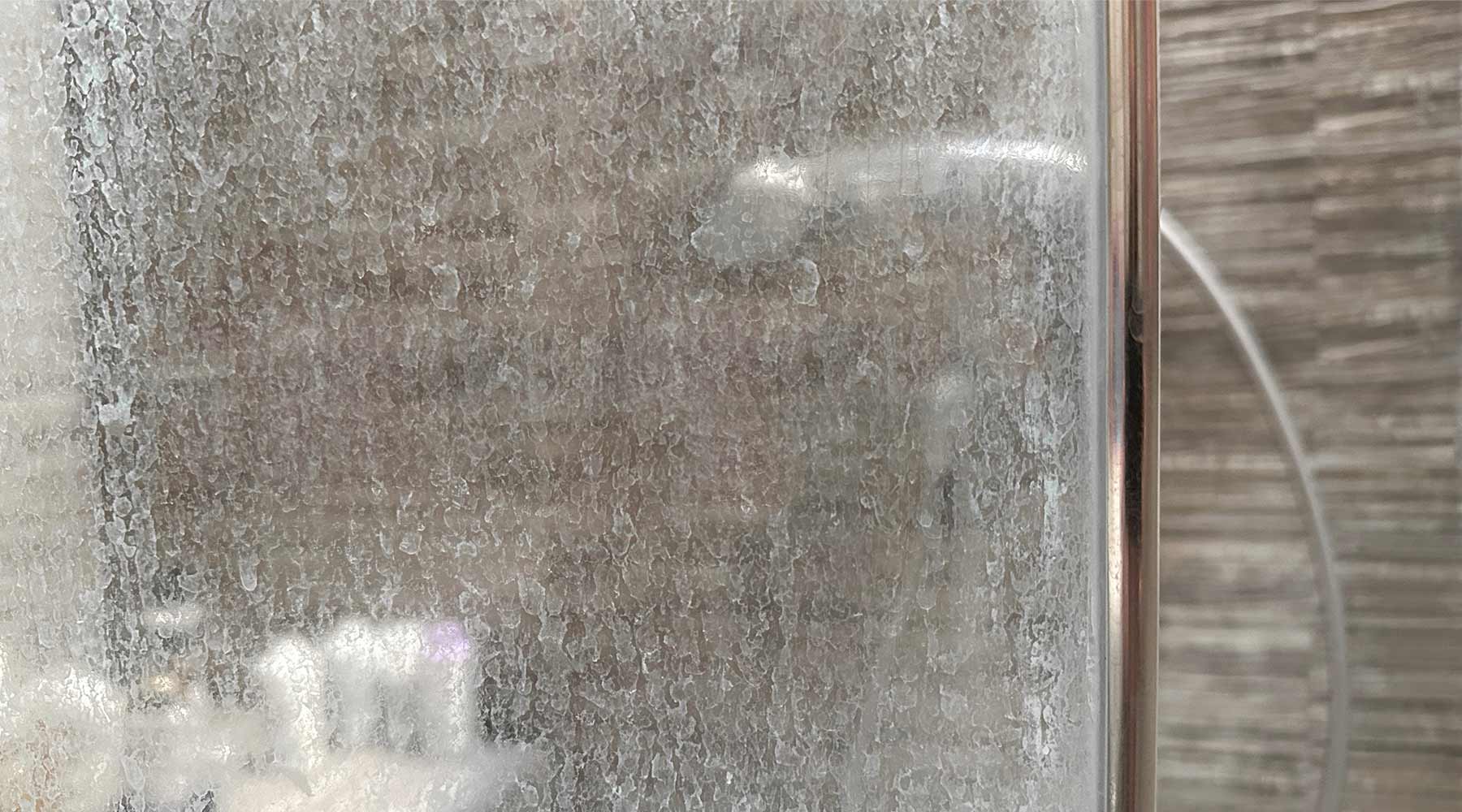 How to Remove Limescale Quickly and Easily in Your Bathroom